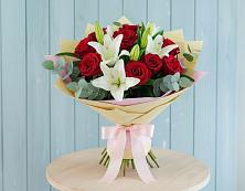 Букет цветов из:  Лилии и Розы #REPLACE_PRED# Чите