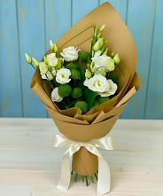 Букет цветов из:  Хризантемы и Лизиантусы #REPLACE_PRED# Чите