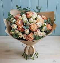 Букет цветов из:  Альстромерии и Розы в Чите