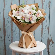 Букет цветов из:  Орхидеи и Розы в Чите